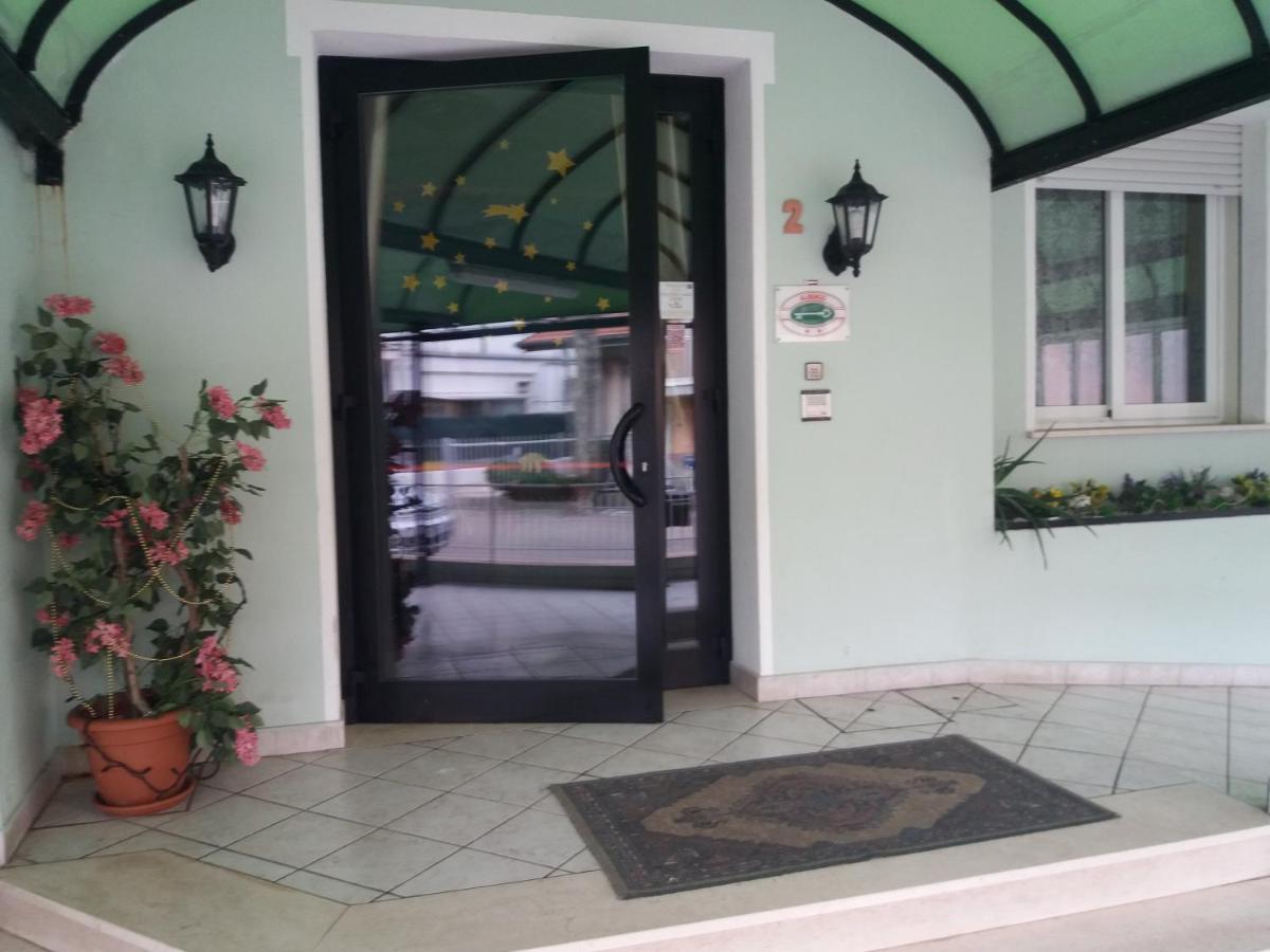 Hotel Fatima Rimini Extérieur photo